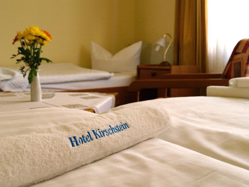 Hotel Pension Kirschstein فولغاست الغرفة الصورة