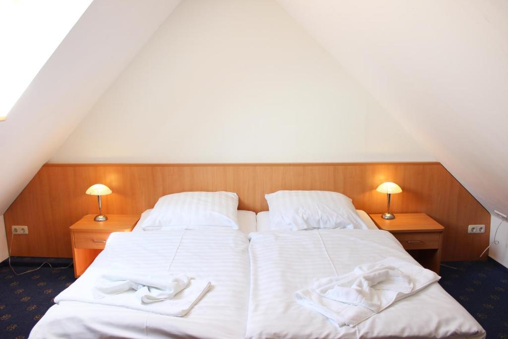 Hotel Pension Kirschstein فولغاست الغرفة الصورة